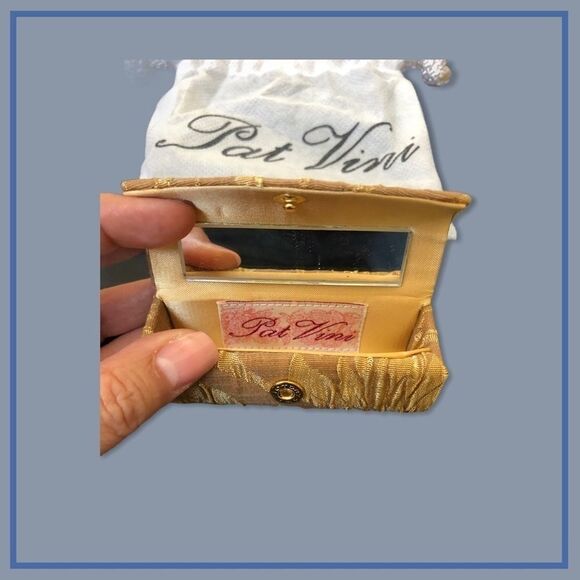 Pat Vini Mirrored Lipstick Case with Dust Bag - Picture 3 of 3